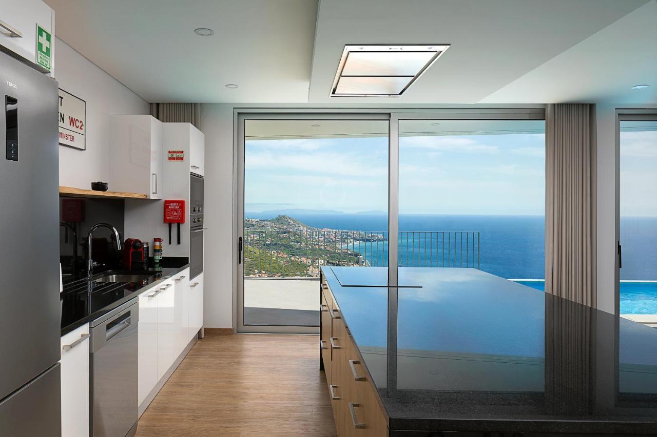Peak A Boo Private Heated Pool And Private Parking Villa Camara de Lobos Exterior photo
